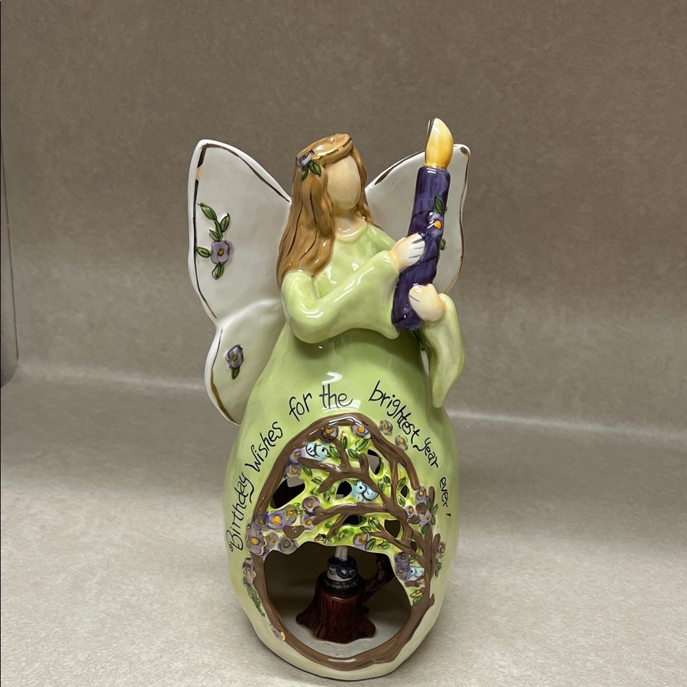 Blue sky, angel - Picture 1 of 4